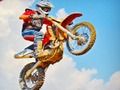 Гульня Вар'ят нязграбны хітры веласіпед Bmm Racing Stunt  онлайн