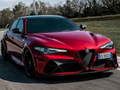 Гульня Alfa Romeo Giulia gta слайд онлайн