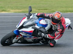 Гульня BMW S1000RR онлайн