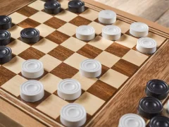 Гульня Checkers Two Player онлайн