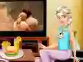 Гульня Princesses Movie Evening онлайн