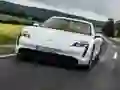 Гульня Porsche Taycan онлайн