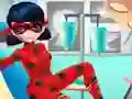 Гульня Dotted Girl Ambulance For Superhero онлайн
