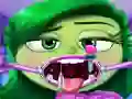 Гульня Inside Out Disgust Throat Surgery онлайн