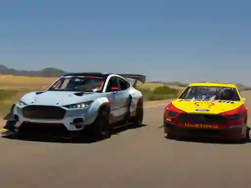Гульня Drifting Mustang Slide онлайн