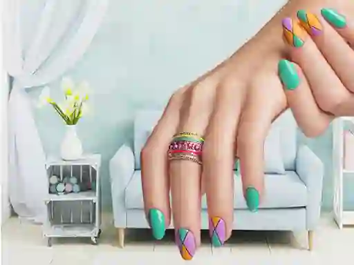 Гульня Nail Art Puzzle онлайн