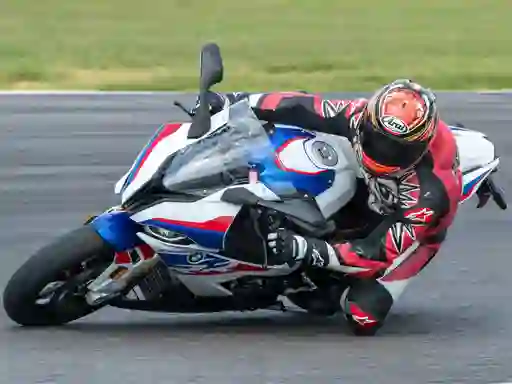 Гульня BMW S1000RR онлайн