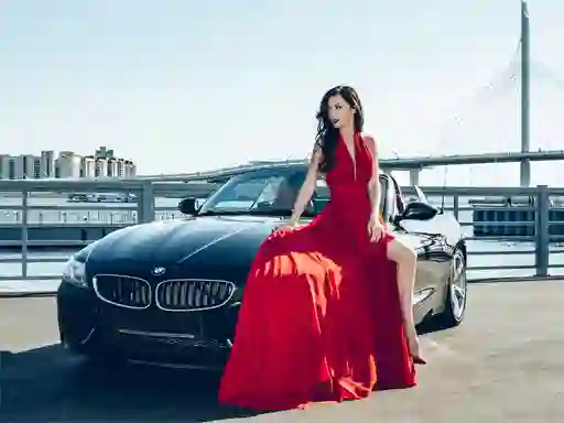 Гульня Girls and Cars онлайн