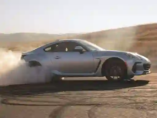 Гульня Subaru BRZ Slide онлайн