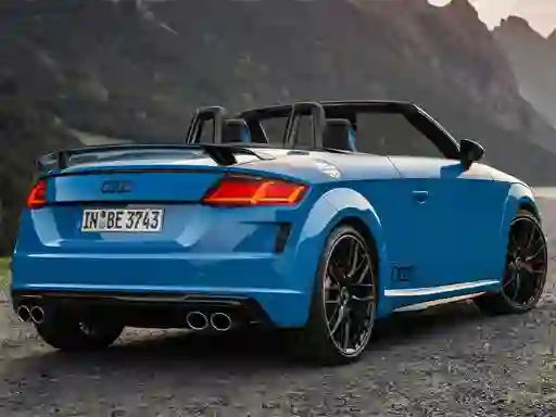 Гульня Audi TTS Roadster Slide онлайн