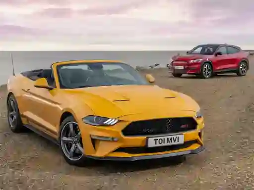Гульня Ford Mustang California Special Slide онлайн